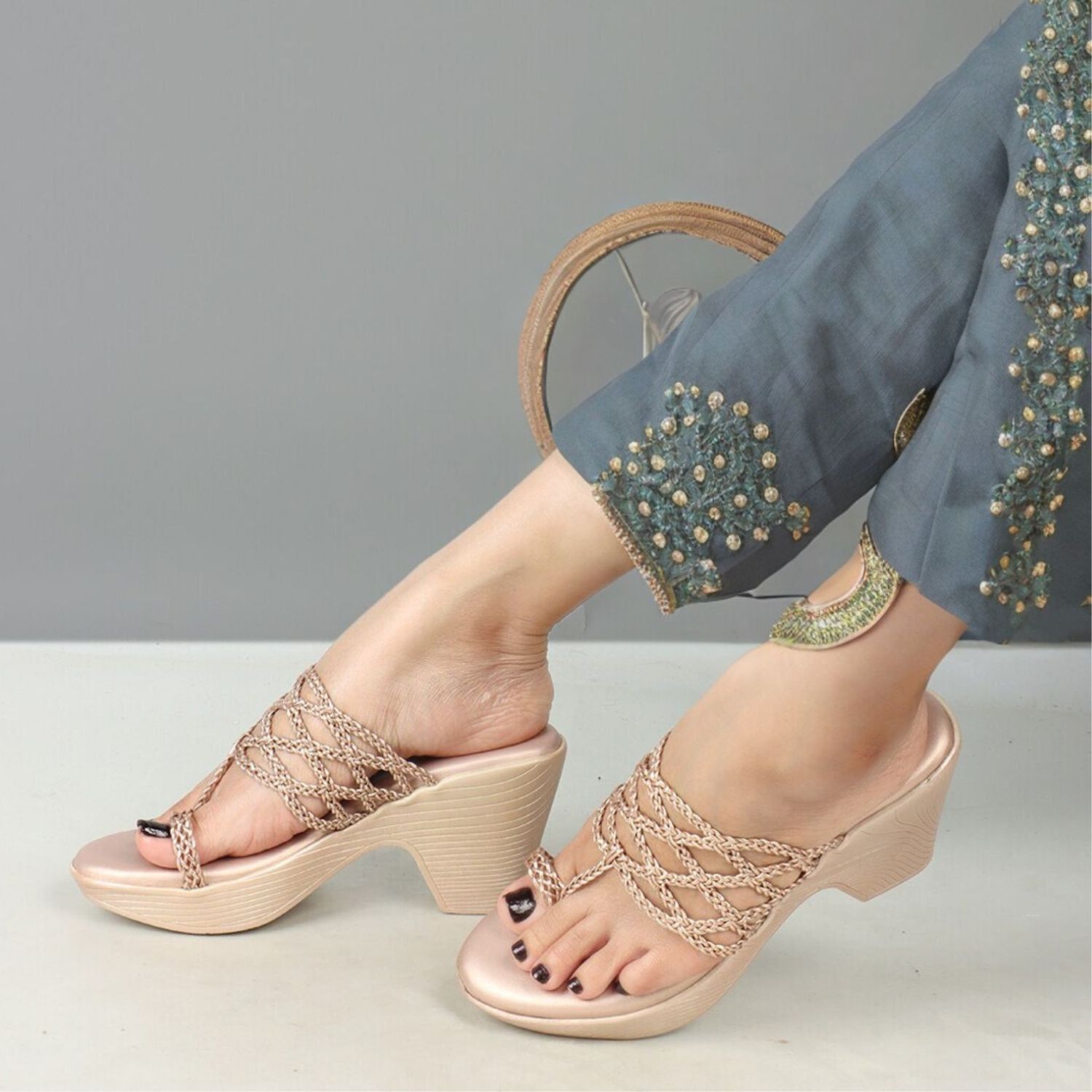 Stepee Stylish & Trendy Cross Strap Embellished Block Heels with Open Back  Slip on Style Fashion Sandal for Women