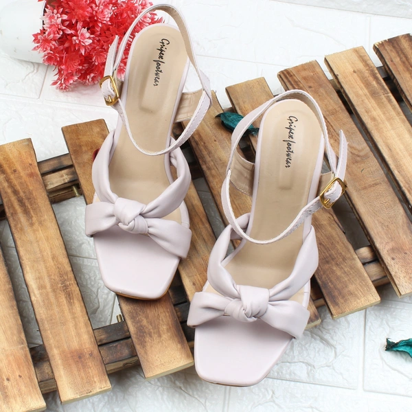 Stepee Stylish Fashion Girls Kitten Heel Sandals - 39, Peach