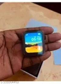 Futuristic Smart Watch 