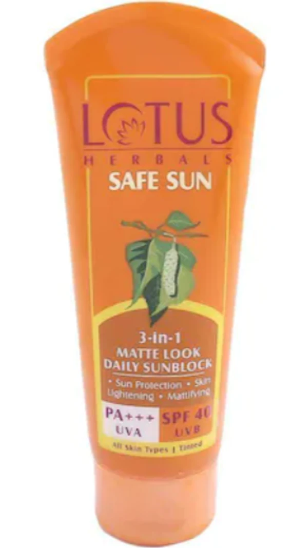 Lotus Herbals Safe Sun, 3-in-1 matte look, Daily Sunscreen,75gm