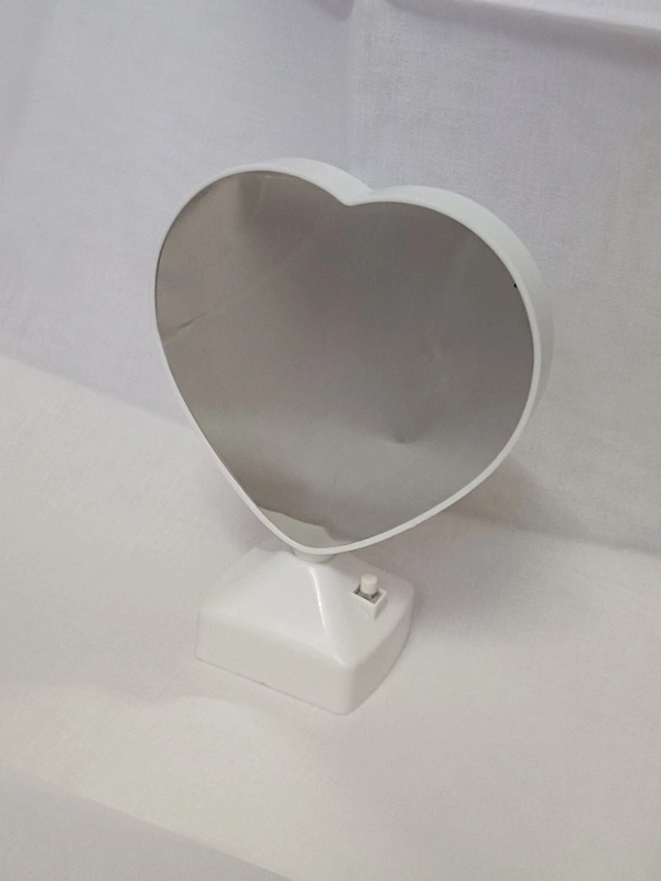 SMALL MAGIC MIRROR