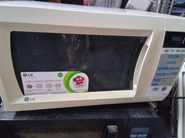 Microwave 18 lT - 5000 Only With Warranty 