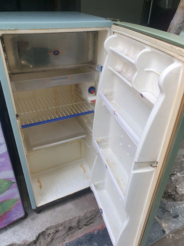 Refurbished Refrigerator Single Door Old 