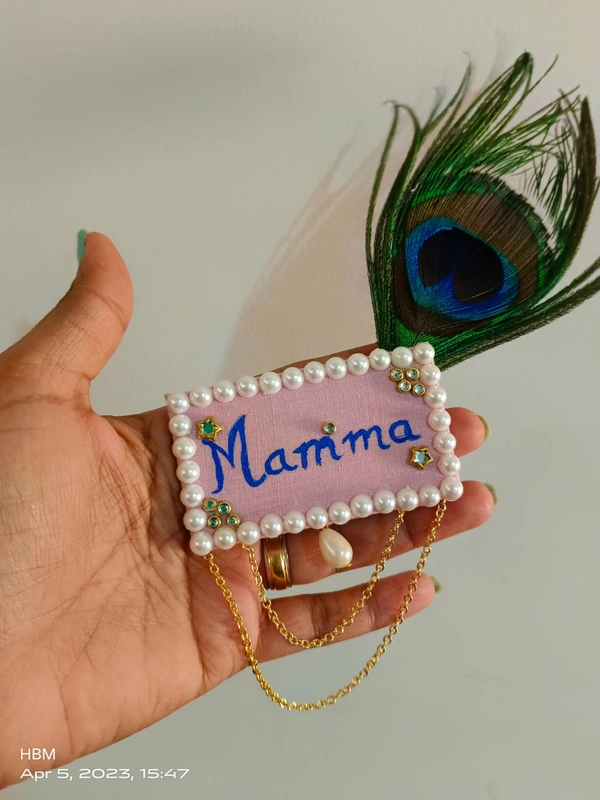 Mamma Brooch - Pink, 1 piece