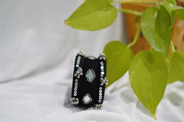 Shyamala - Sparkling Bangle set - 2.2, Black