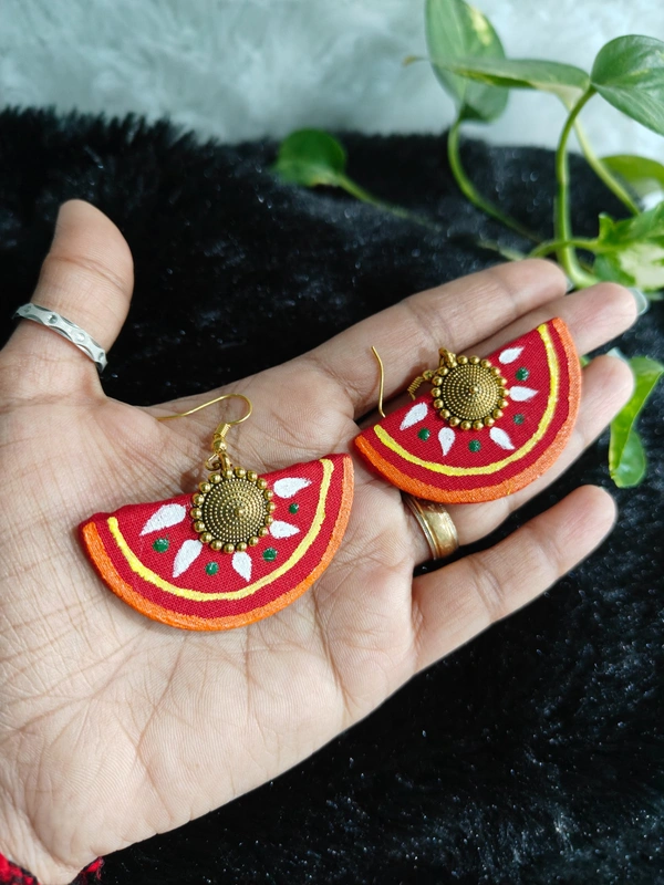 Ameya - hand painted earrings
