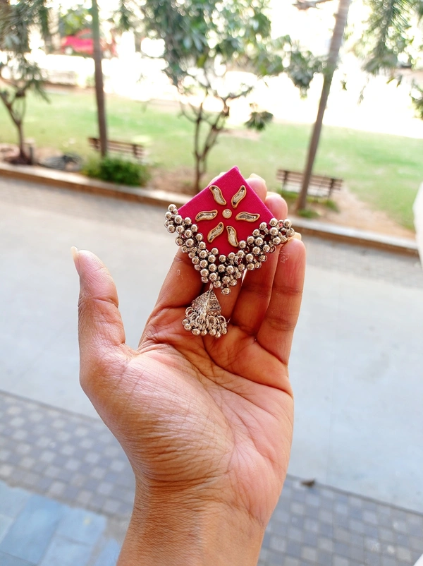 Kiran Earrings - Rani Pink