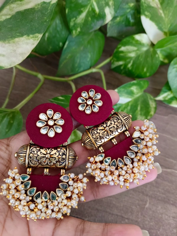 Aarya Earrings - Maroon
