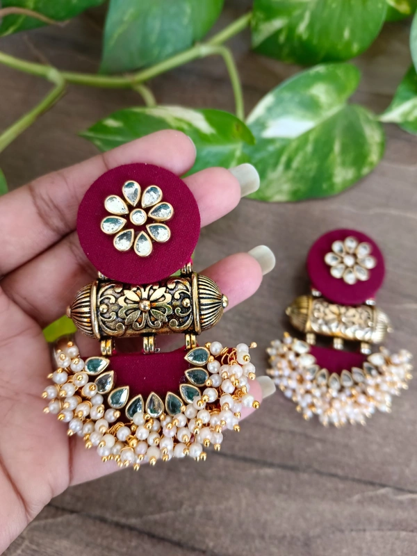 Aarya Earrings - Maroon