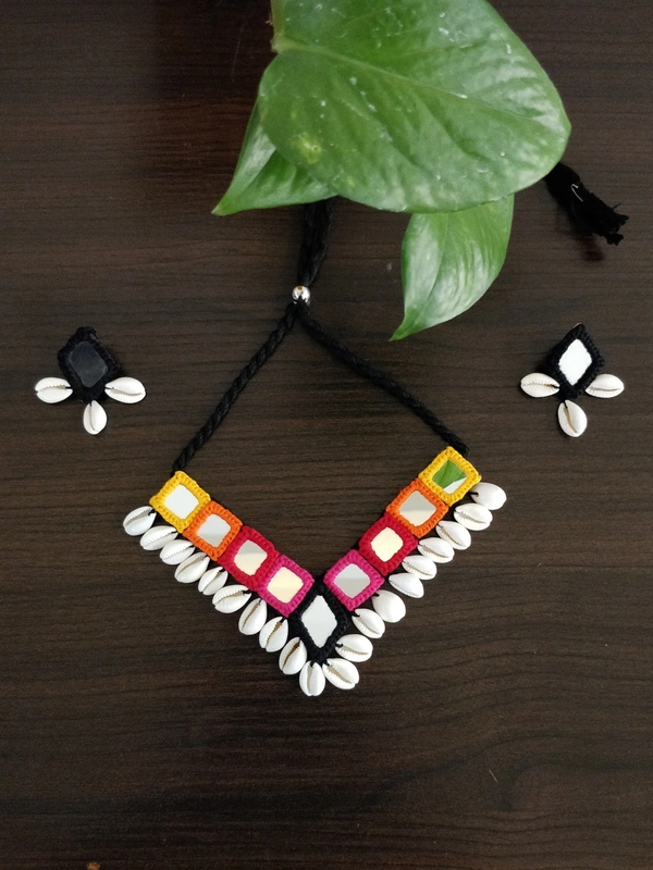Kaavya - Multi colored mirror set - Multi Colour