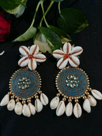 Nisha Earrings 
