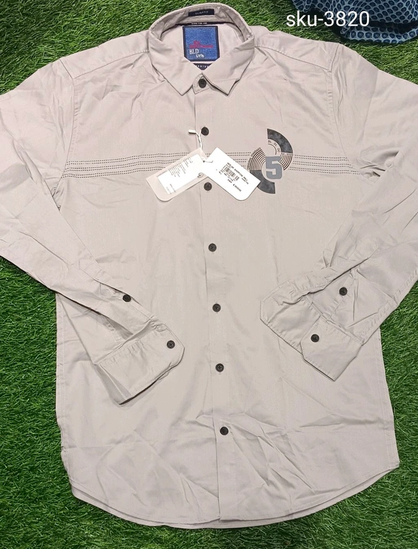 Shirt-SKU-3820 - Medium