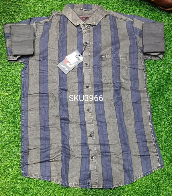 LAPTOP SHIRT0SKU3966 - MEDIUM