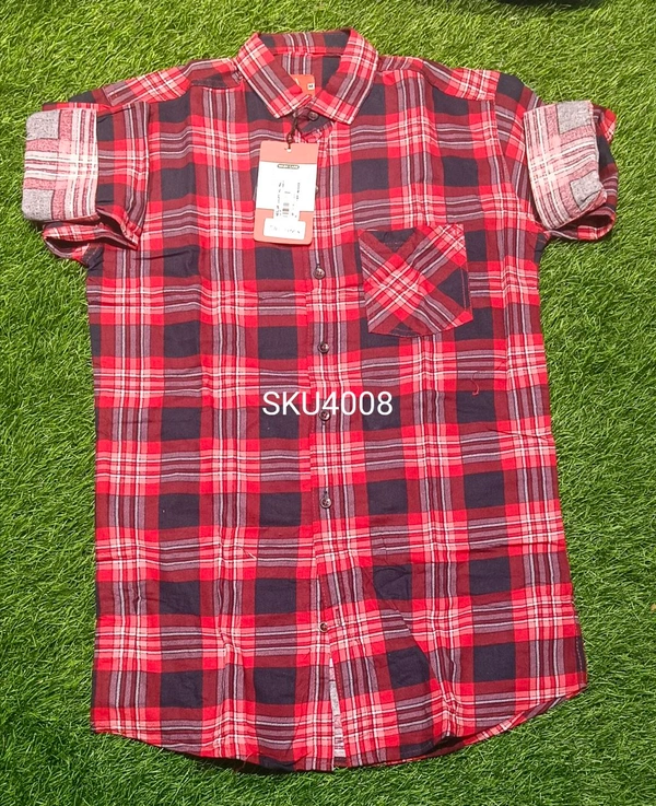Laptop SHIRT-SKU4008 - MEDIUM