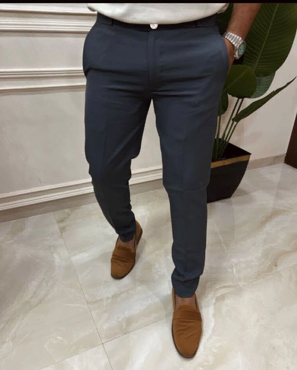 Zara Regular Fit Men  Dark Gray Trousers - 34