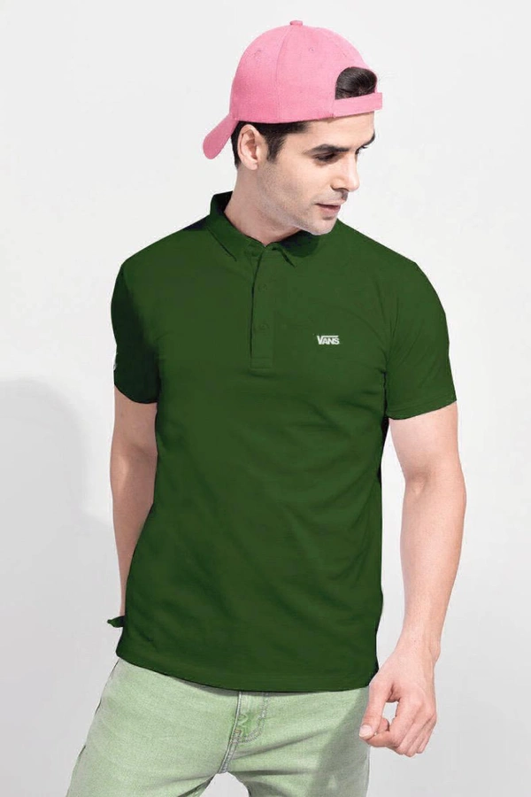 The Unity Style Green Solid Regular Fit Polo T-Shirt - L-40
