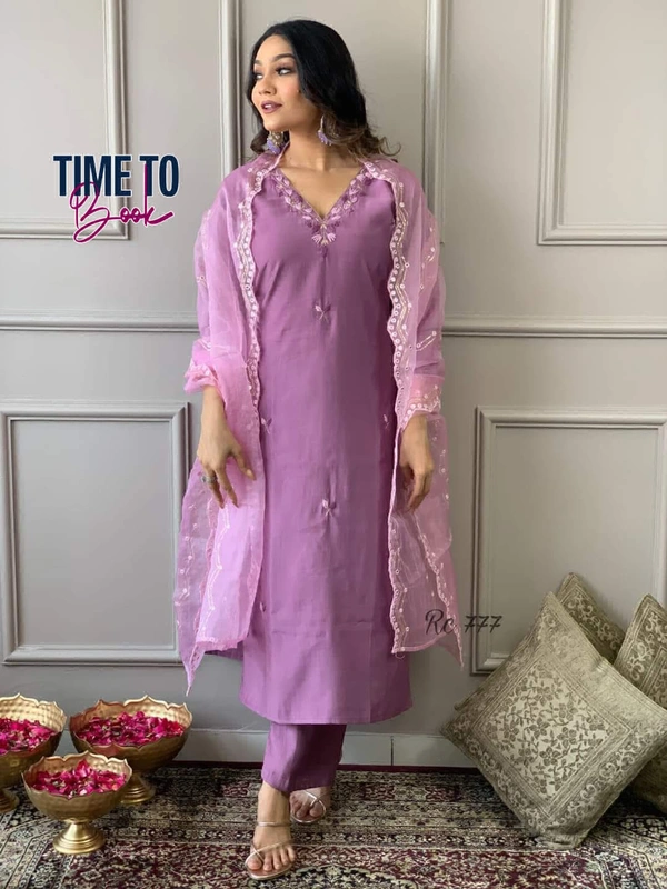 Featuring beautiful Heavy Suit Set which is beautifully decorated with intricate hand embroidery, Zari weaving . It is paired with matching pants and embroidery Dupatta - L-40