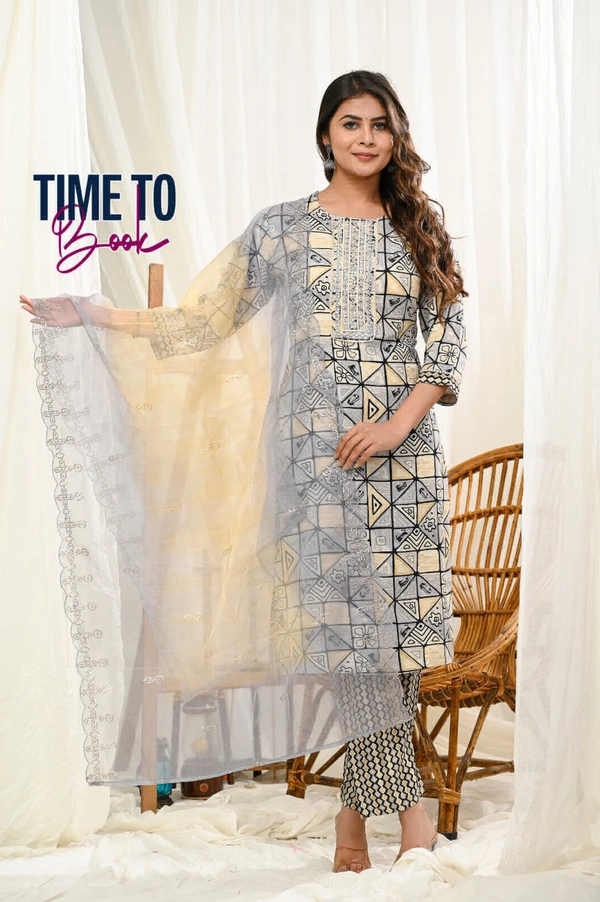 Featuring beautiful Heavy 3pcs Suit which is beautifully decorated with intricate hand mirror & Zari weaving .It is paired with matching pants and Lace Dupatta - L-40