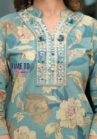 Featuring beautiful Heavy 3pcs Suit which is beautifully decorated with intricate hand embroidery & jari waving. It is paired with matching pants and Lace Dupatta - XL-42