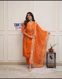 Featuring beautiful Heavy 3pcs Suit which is beautifully decorated with intricate hand embroidery & pithan. It is paired with matching pants and chandri cotton printed Dupatta. - M-38