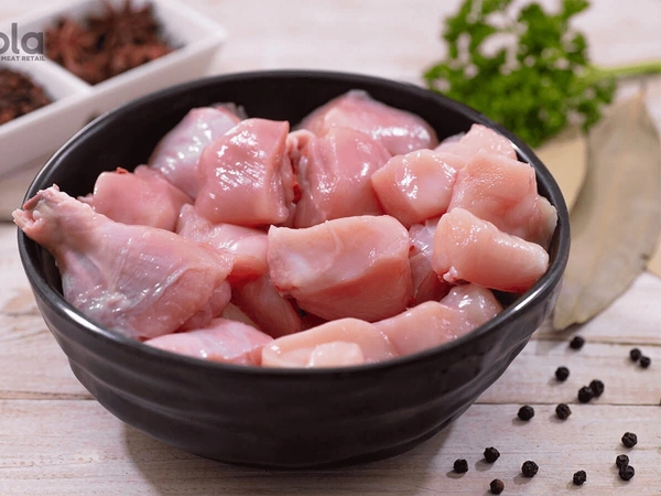 Chicken Curry Cut Skinless (500 gms) (8 to 12 pcs) - 1 kg