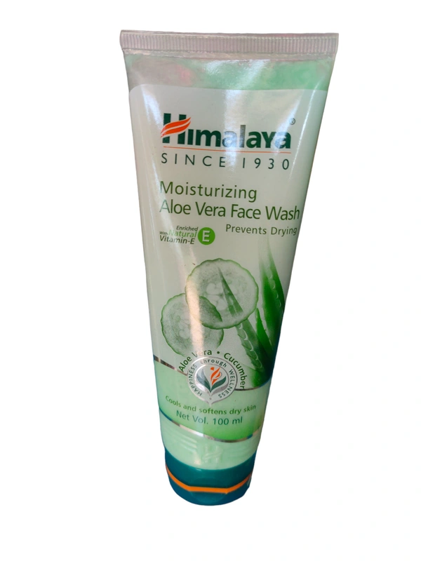 Himalaya Moisturizing Aloe Vera Face Wash 100ml