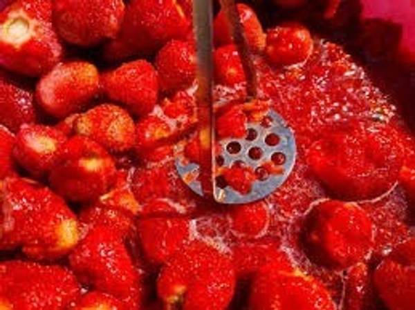 Strawberry Pulp - 1kg