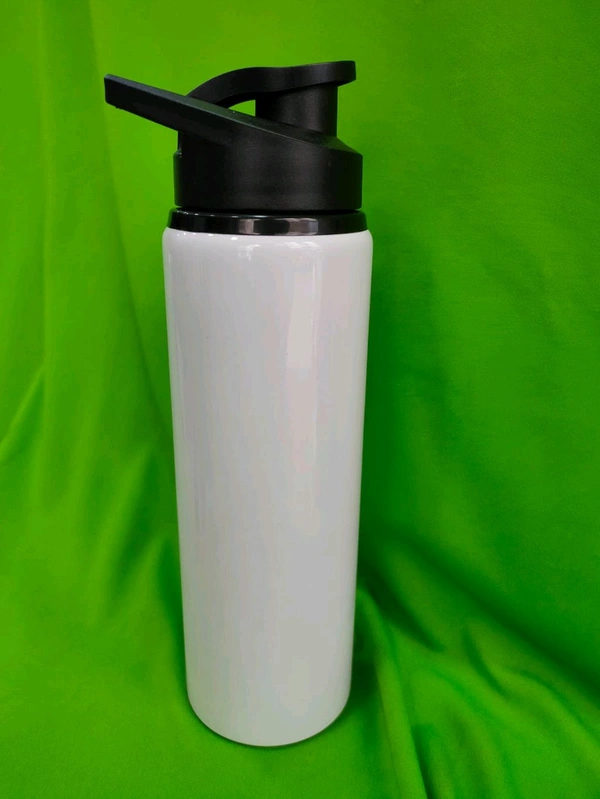 Sipper bottle  750 ml Material - Aluminium