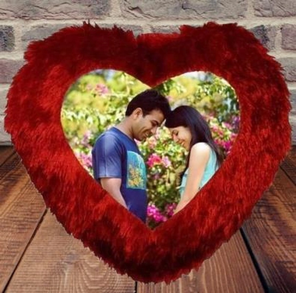 Red Fur Pillow Sqaure