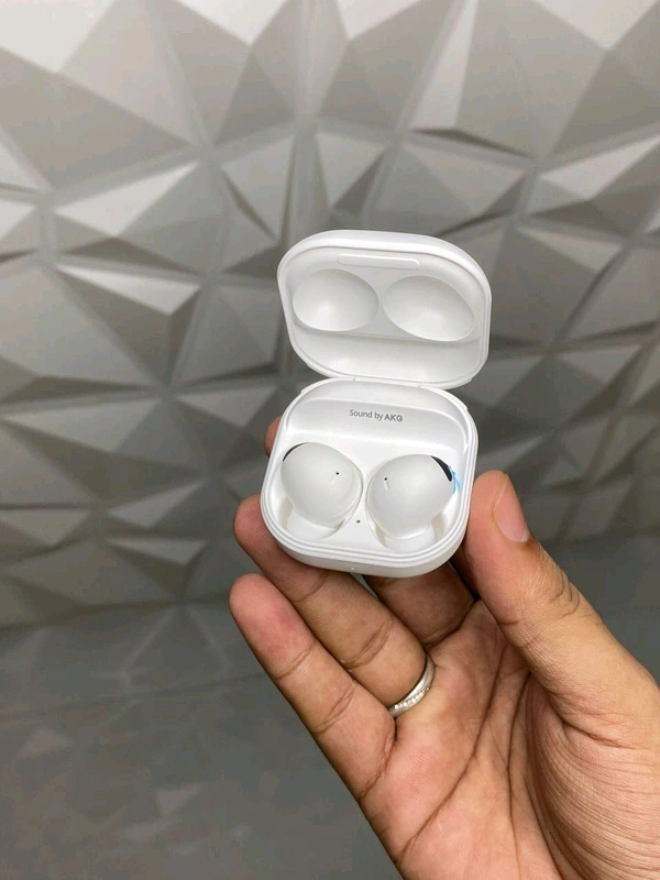 Samsung GALAXY BUDS 2 PRO 2024  - White, Free Size