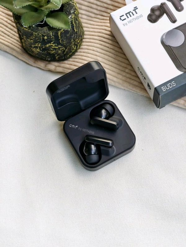 Nothing CMF by Nothing Buds - Wireless headphones with 42 dB ANC, Transparency mode, Ultra Bass Technology 2.0, HD Audio from DIRAC, IP54 and connection to two devices - Light Grey - Black, Free Size