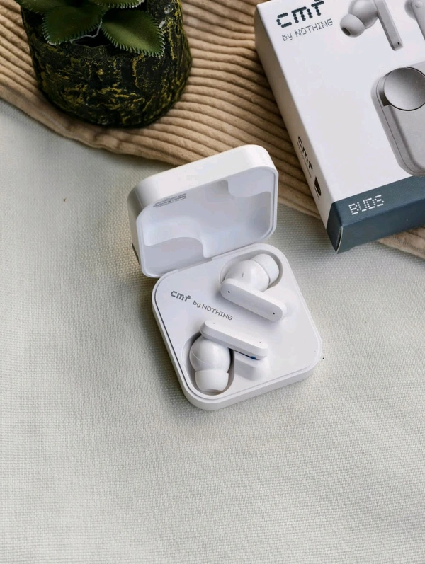 Nothing CMF by Nothing Buds - Wireless headphones with 42 dB ANC, Transparency mode, Ultra Bass Technology 2.0, HD Audio from DIRAC, IP54 and connection to two devices - Light Grey - Black, Free Size