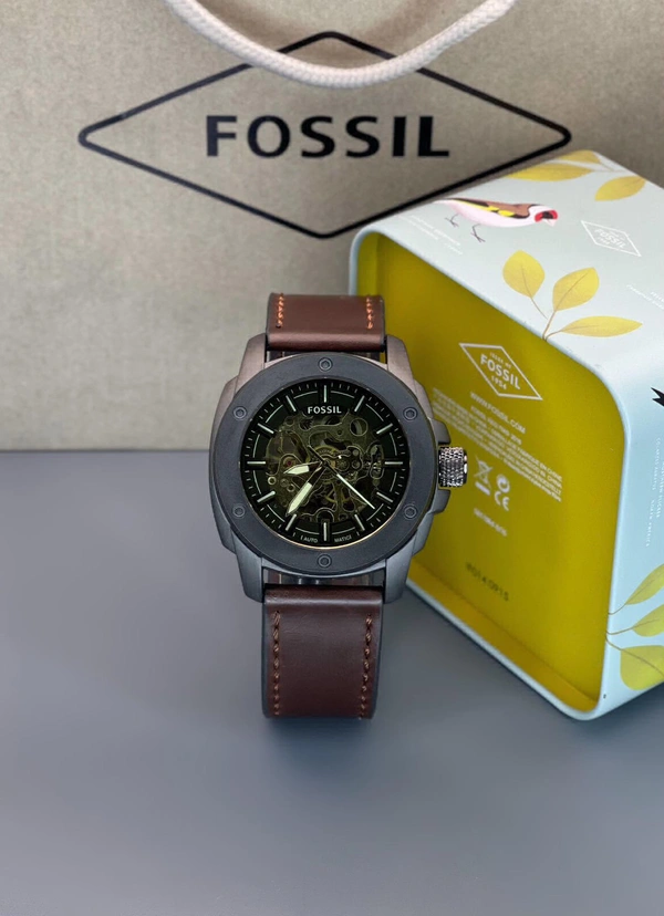 Fossil Men's Brown Leather Strap Chrono Watch 