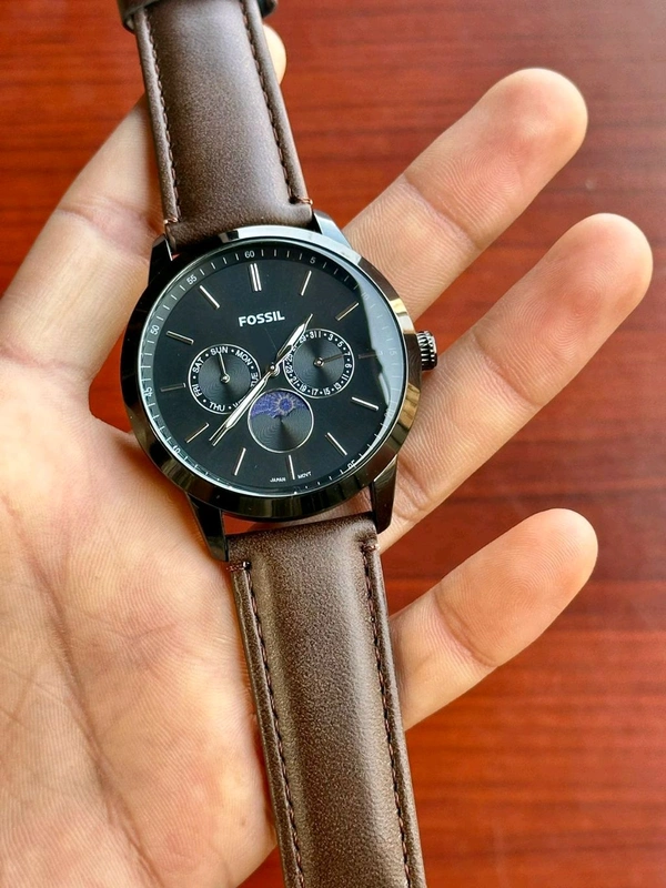 Fossil Men Townsman Black Dial With Brown Leather Strap Analog Watch 