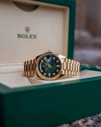 ROLEX OYESTER PERPETUAL DAYDATE Men Analog Watch 
