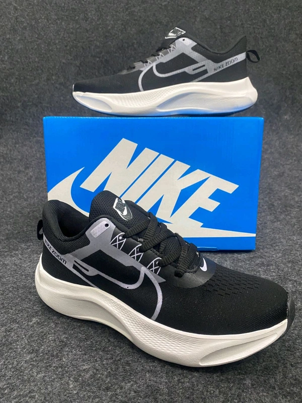 Nike Zoom 