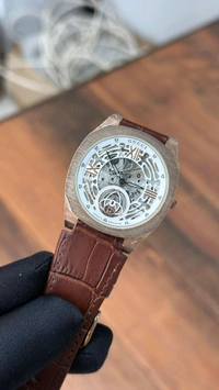 GUCCI 25H Brown Leather Strap Analog Watch For Men  - Normal (5-6 days)