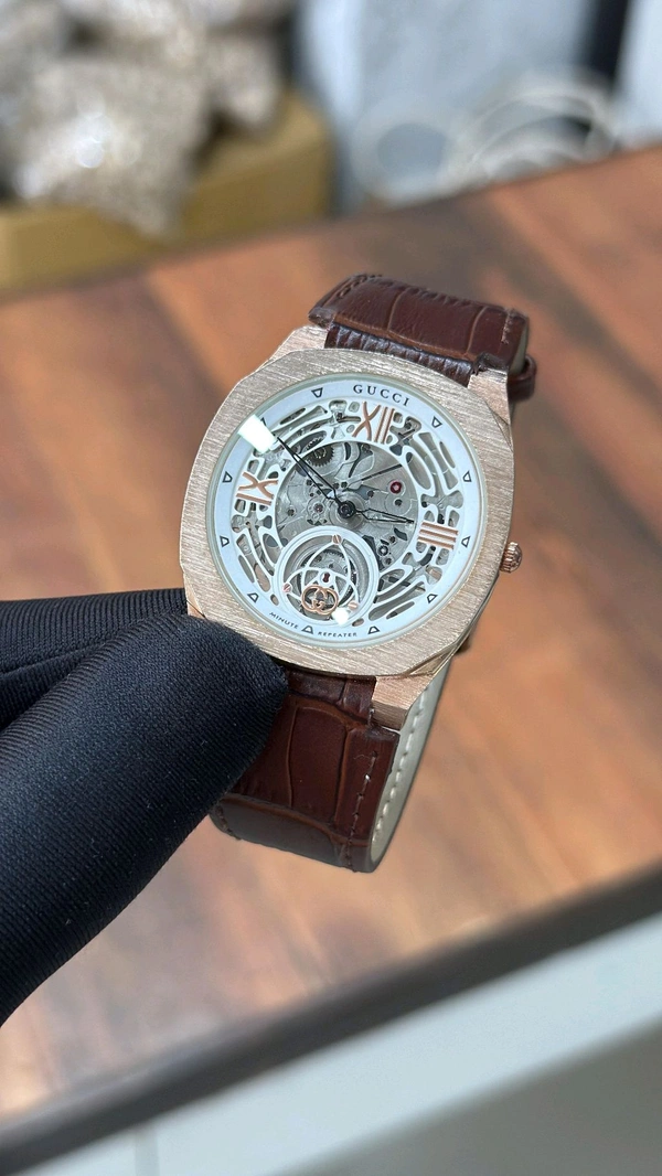 GUCCI 25H Brown Leather Strap Analog Watch For Men  - Normal (5-6 days)