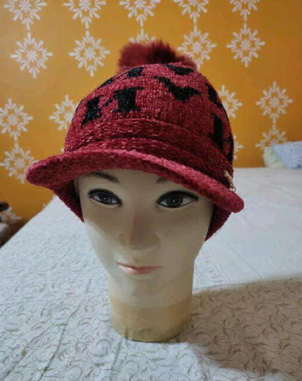 Girls Winter Cap  - maharoon