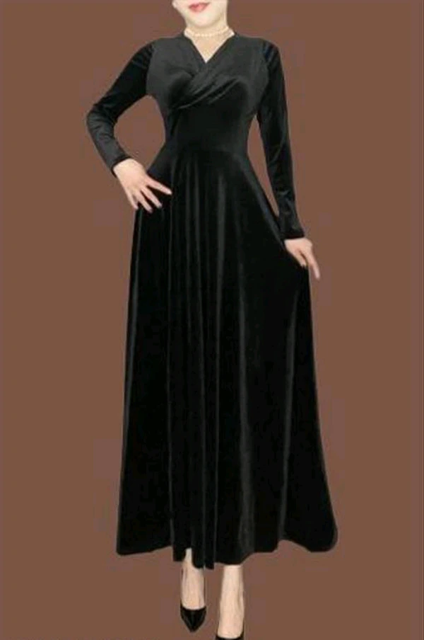 Beautiful Valvet Gown - Black, L