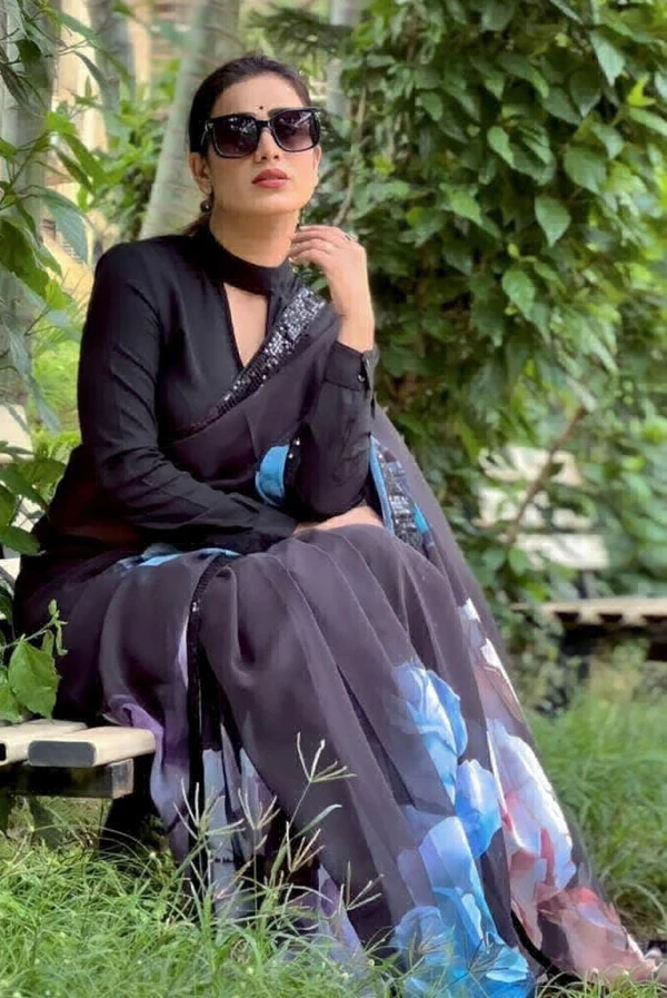 Beautiful Black Saree - Black