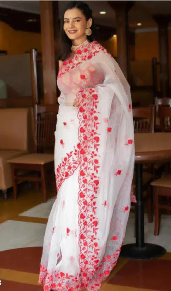 Organza Fabric Flower Design Saree