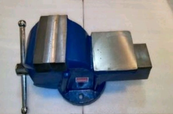 Bench Vice Fixed Type 5" 19.50kg