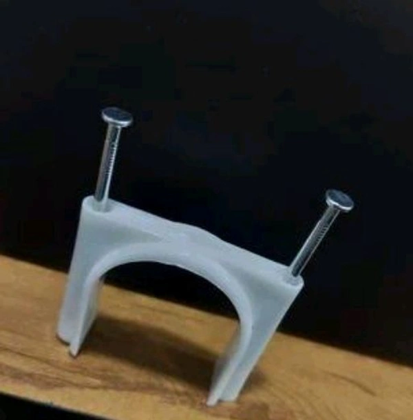 Upvc Clamp U-1 1/4 Pack of 50pcs 404