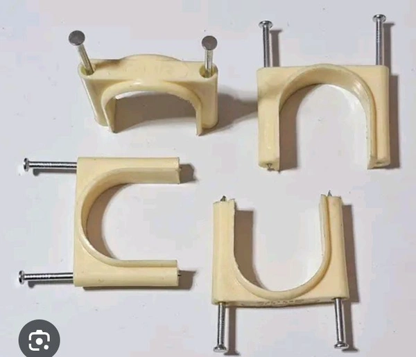 Cpvc Clamp 413 C-1 1/4 Pack of 50pcs