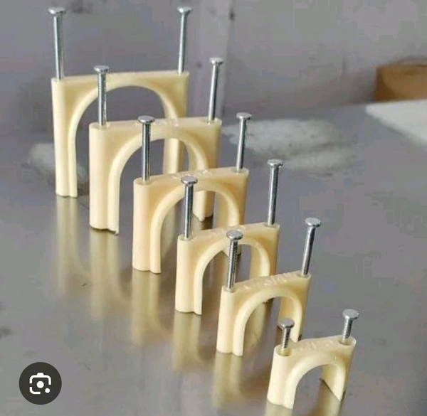 Cpvc Clamp 414 C-1 1/2 Pack of 25pcs