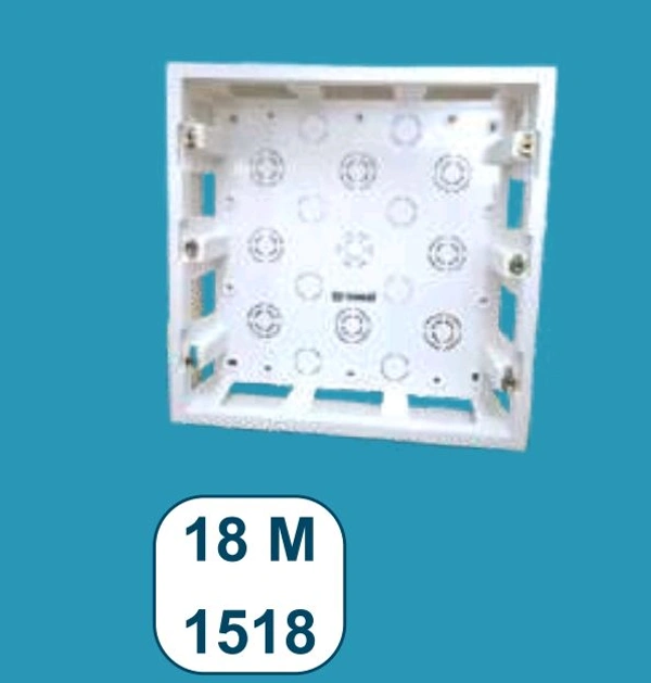 Surface Box 18 M  1518
