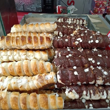Cream rolls 