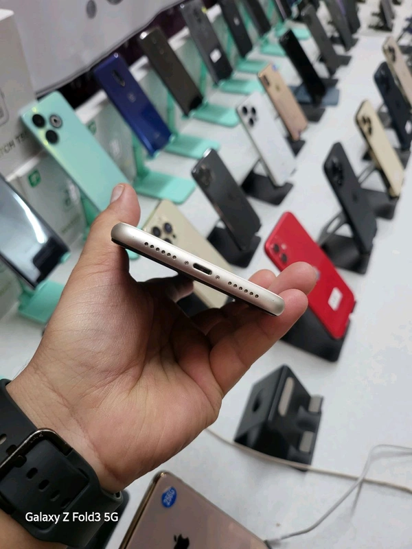 iPhone 11 128Gb Truetone Error & Display Changed - Black