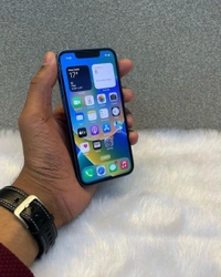 iPhone 13 128Gb (7-8 Months Used) Excellent Condition - White